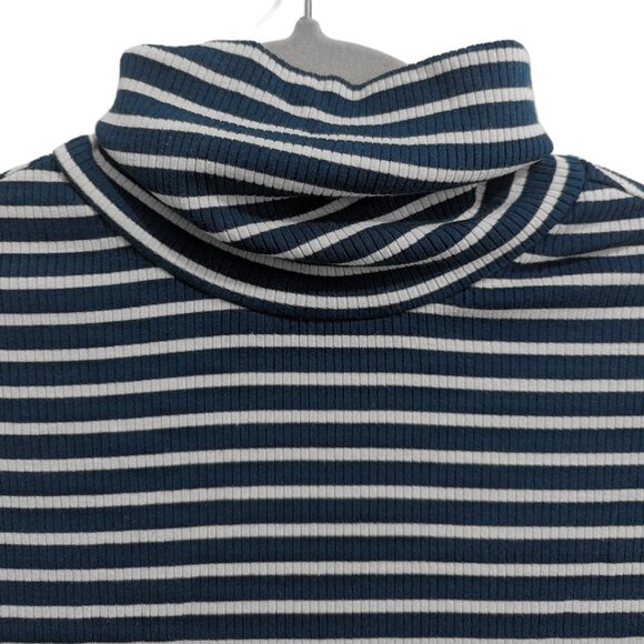 Levi's Ribbed Blue and White Striped Turtleneck - Picture 7 of 10